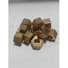 Гайка М10х1,0 (латунь) шпильки колектора